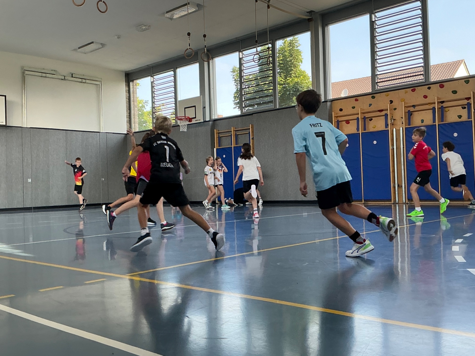 Mit Begeisterung beim Handball-Training